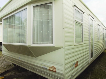 Pemberton Leisure Homes Elite, 2 bedrooms, 2002 for sale