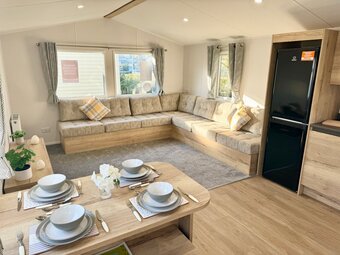 Willerby Midhurst, 6 berth, (2024) Static Caravan